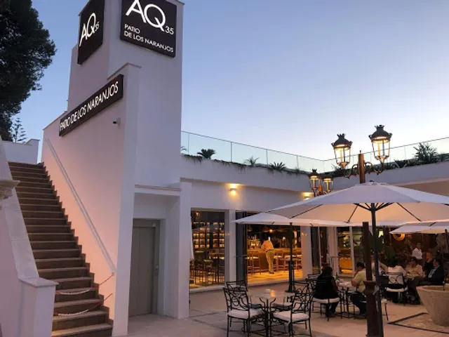 Restaurante AQ35 • Patio de los Naranjos