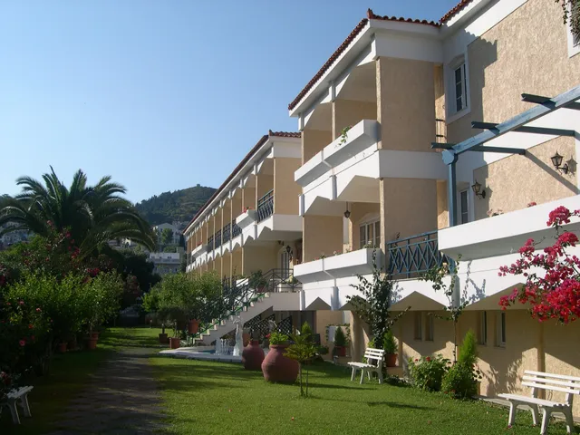 Paradise Hotel Samos - Ξενοδοχείο
