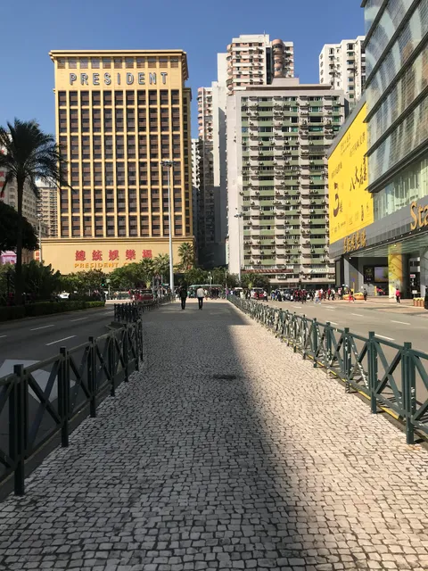 Av. Amizade/ Hotel Presidente