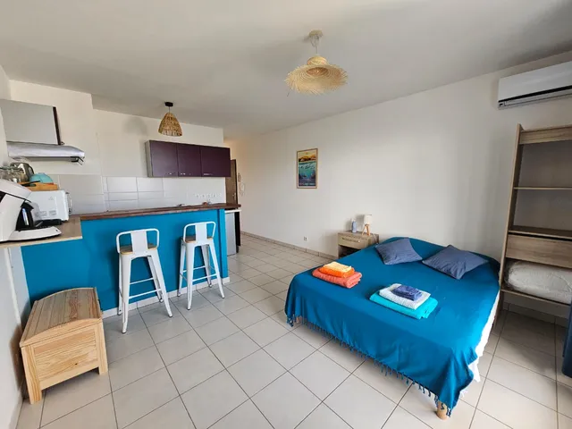 Studio – Front de mer Saint-Pierre | Wiskeys