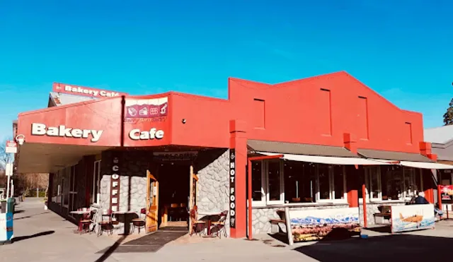 Geraldine Berry Barn Bakery & Cafe