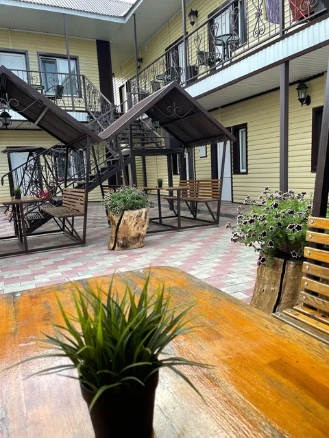 Gostinitsa Alieksandriia