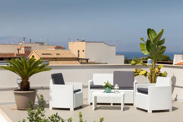 Nerissa Suites & Rooms