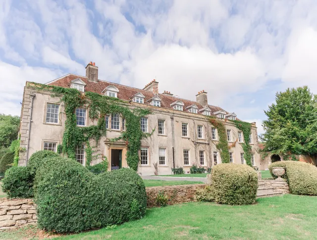 Holbrook Manor & Spa