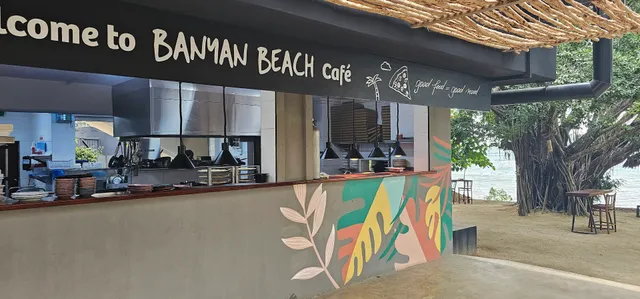Banyan beach cafe