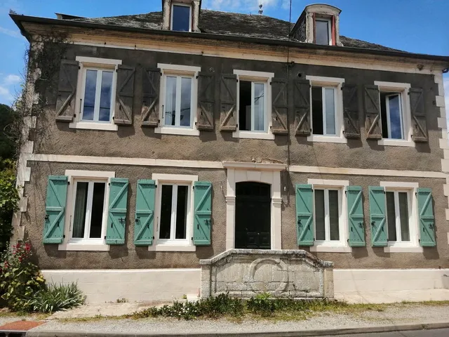 "La Maison Ô Kiwis". Chambres d'hôtes, gîte.Vacances en famille. Vallée de la Dordogne, Lot, Rocamadour.
