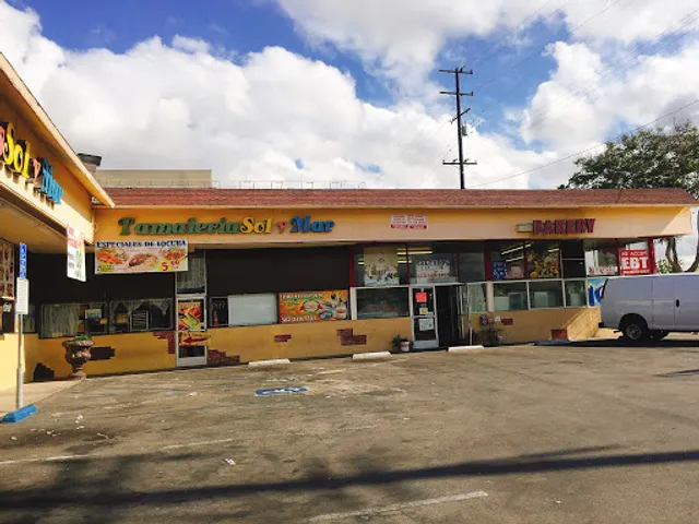 Salgado's Bakery - Lynwood