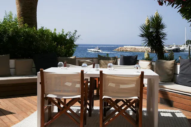 Pure Azaya Beach Club