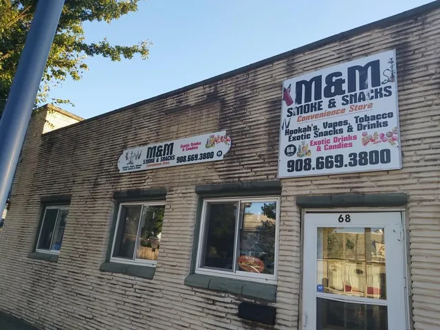 M&M Smoke and Snacks