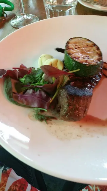 photo-1