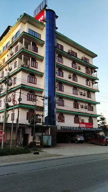 OYO Flagship 44549 Hotel Benjamin