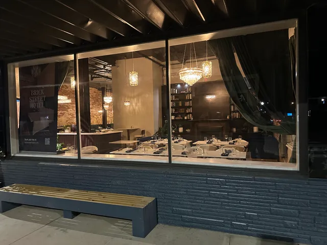 The Artisan at Brick Street Hotel