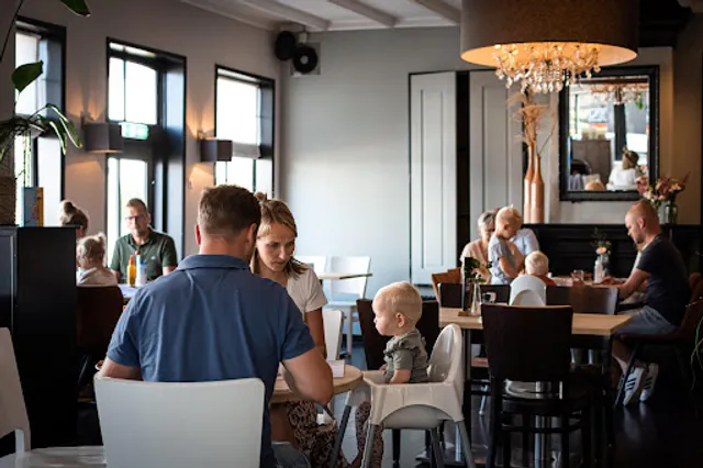 Laurel's Pannenkoeken Restaurant