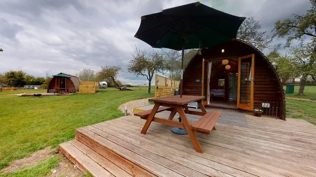 Hill Farm And Orchard