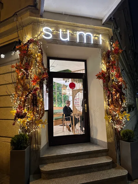 Sumi Sushi