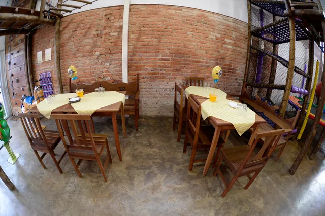 Contê Bar | Restaurante com área kids em Santos