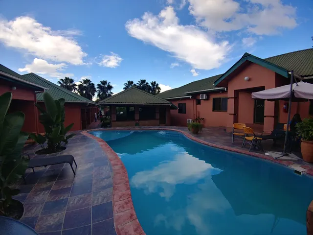 Crossroads Lodge | Lusaka