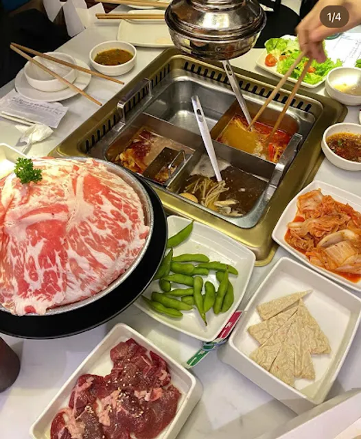 Manwah - Taiwanese Hot Pot (Tây Hồ)