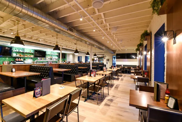 The Block Food & Drink - St. Louis Park