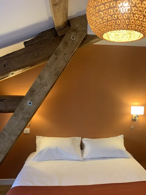 MAISON D'HÔTES : L'Écurie de Luzerand