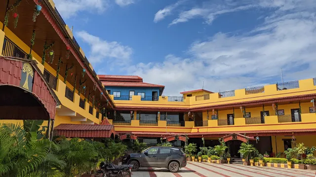 Hotel Aaradhya International