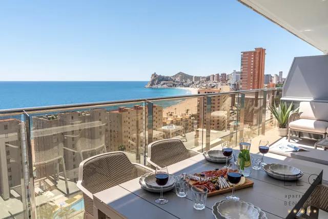 Sunset Cliffs by Leo Apartments