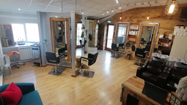 Essence Professional Hairdressers