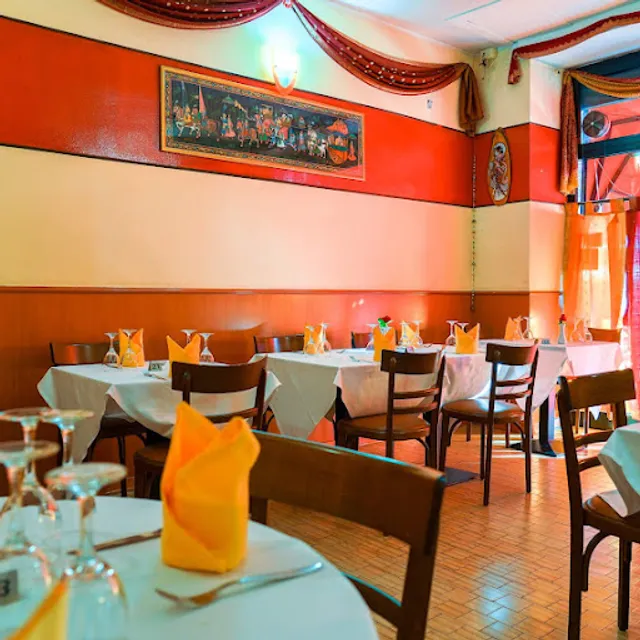 New Delhi Restaurant