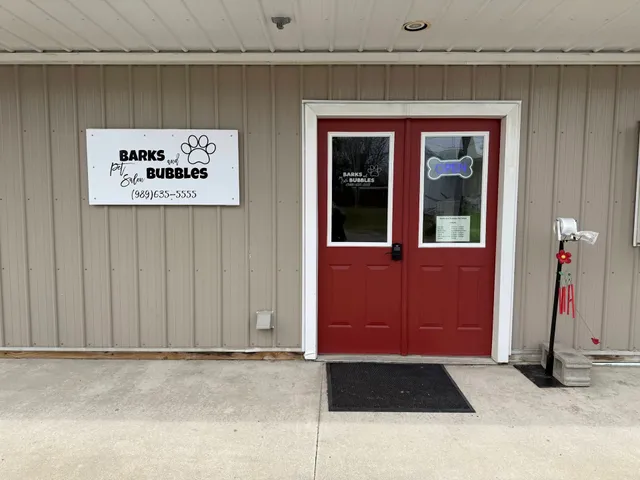 Barks and Bubbles Pet Salon llc