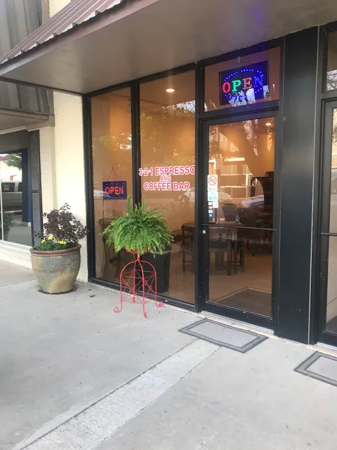 The Flying Pig Mercantile, Coffee and Tea Bar