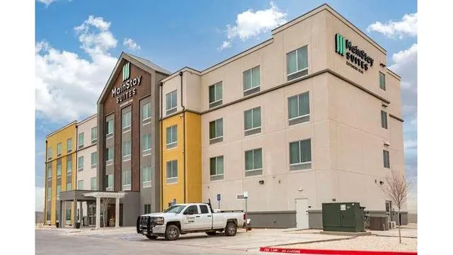 MainStay Suites Carlsbad South