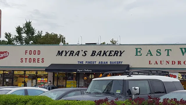 Myra's Bakery