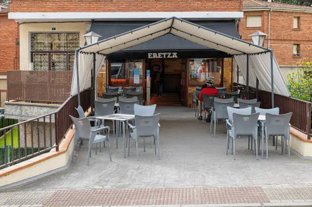 Bar Eretza
