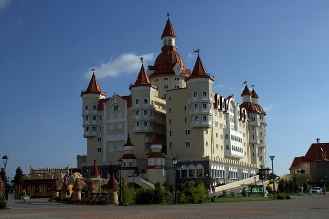Bogatyr Castle Hotel