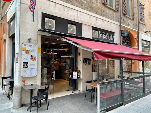 Via Taglio 12 Eat & Drink - di Sala Irene & C. snc