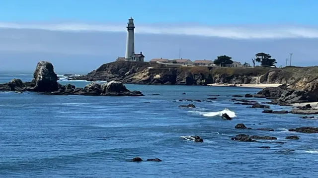 Pigeon Point Viewpoint Parking Lot