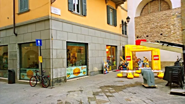 the city of the brick