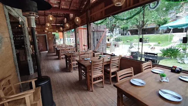 Jardim Plátanos | Gastronomia | Fondue | Restaurante | Campos do Jordão