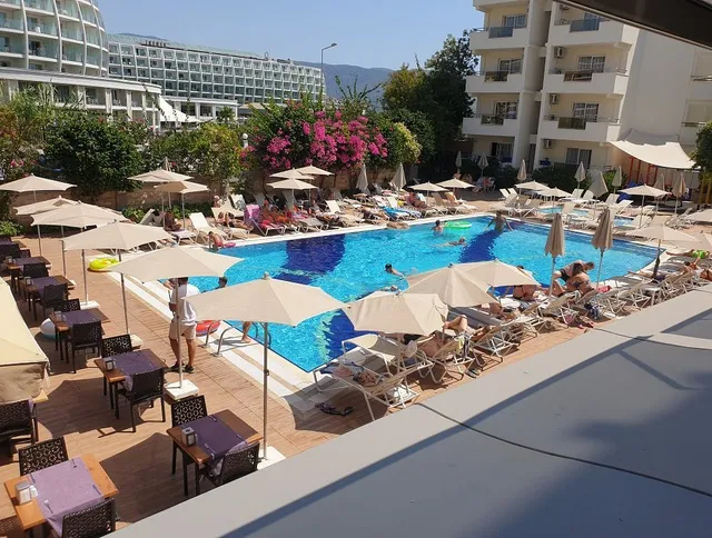 Prestige Hotel & Apart