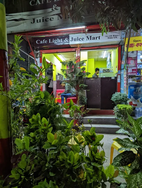 Cafe Light & Juice Mart