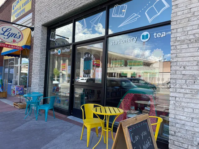 Winnie & Mo's Bookshop