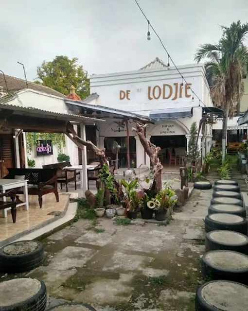 House Of De'Lodji