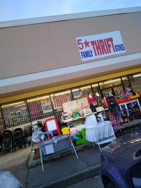 5 Star Family Discount /furniture & beyond