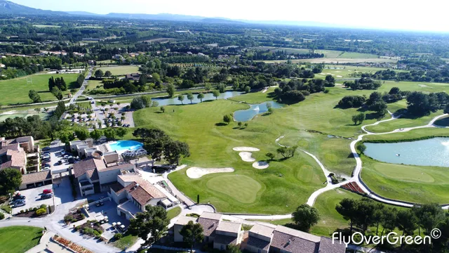 Locations de vacances en Provence "côté Golf 1" & "côté Golf 2"