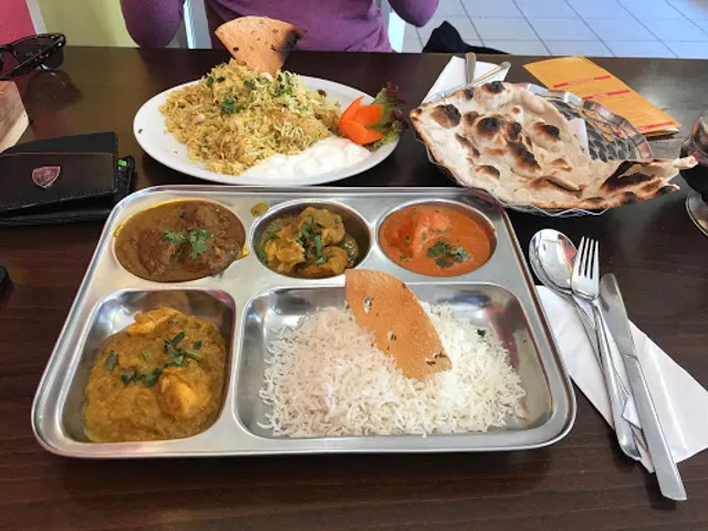Curry House Restaurant