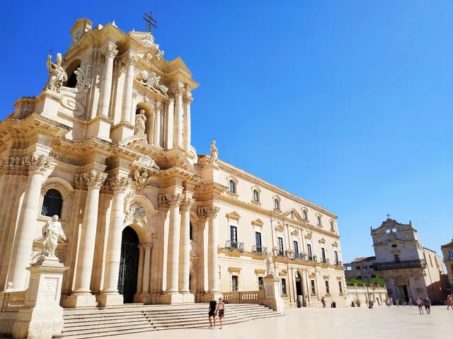 Avolio Tailored Rooms