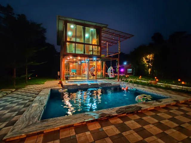 Crystal Springs Villa, Karjat