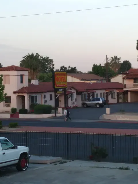 Travelers Motel