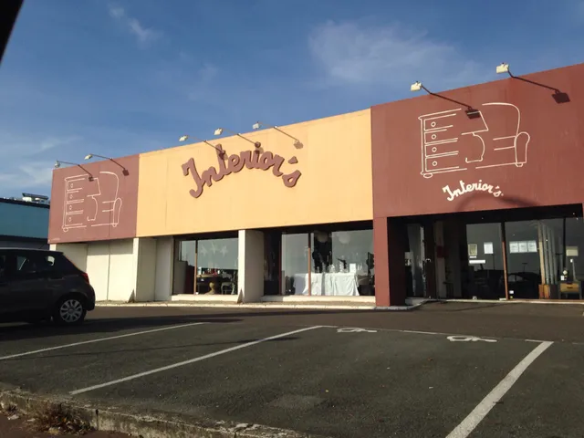 Interior's Bordeaux : Meubles et Canapés