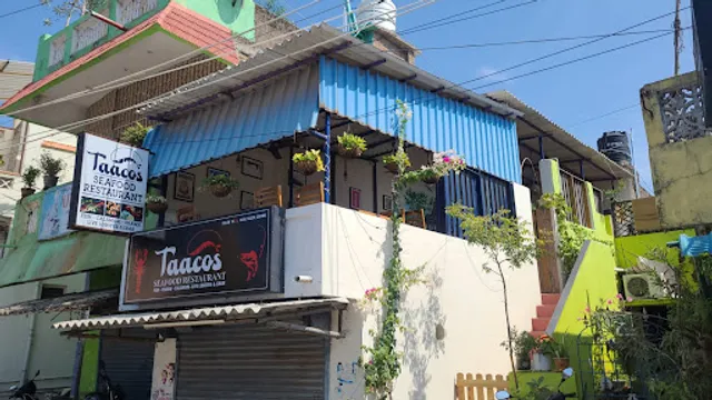 Taacos Seafood Restaurant